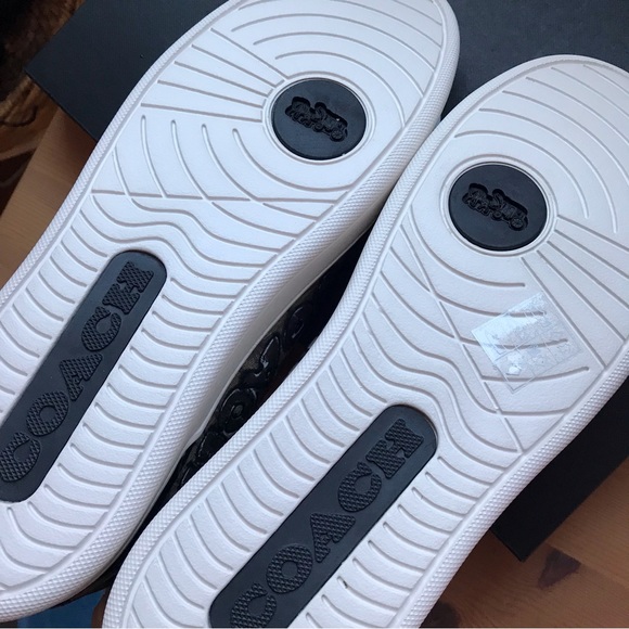 🥰 Coach X Mint + Serf Clip Low Top Sneaker In Signature Canvas - Picture 15 of 16